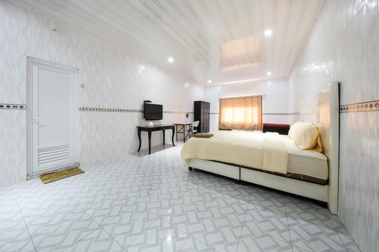 Mega Nasional Seaview Hotel กูนุงสีโตลี ภายนอก รูปภาพ